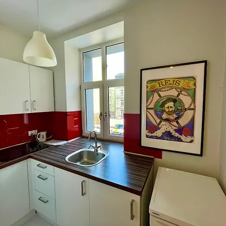 Apartament Cinema *