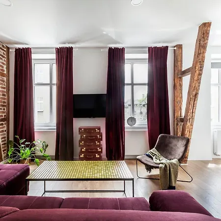 Apartament Cinema *