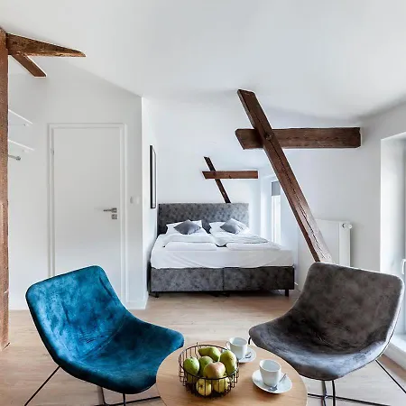 Apartament Cinema
